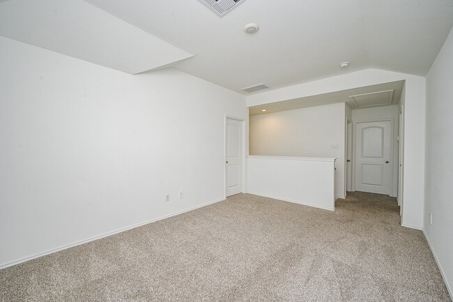 Building Photo - 5411 Auburn Gardens Ct