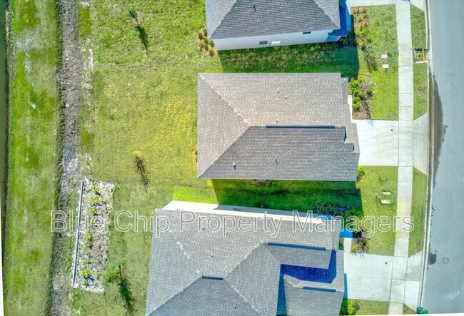 Building Photo - 1212 Belle Isle Ln