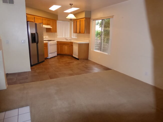 Building Photo - Spacious 3-Bedroom Home with Community Poo...