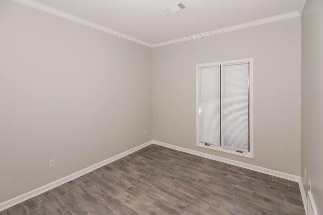 Building Photo - 4237 Monterey Dr