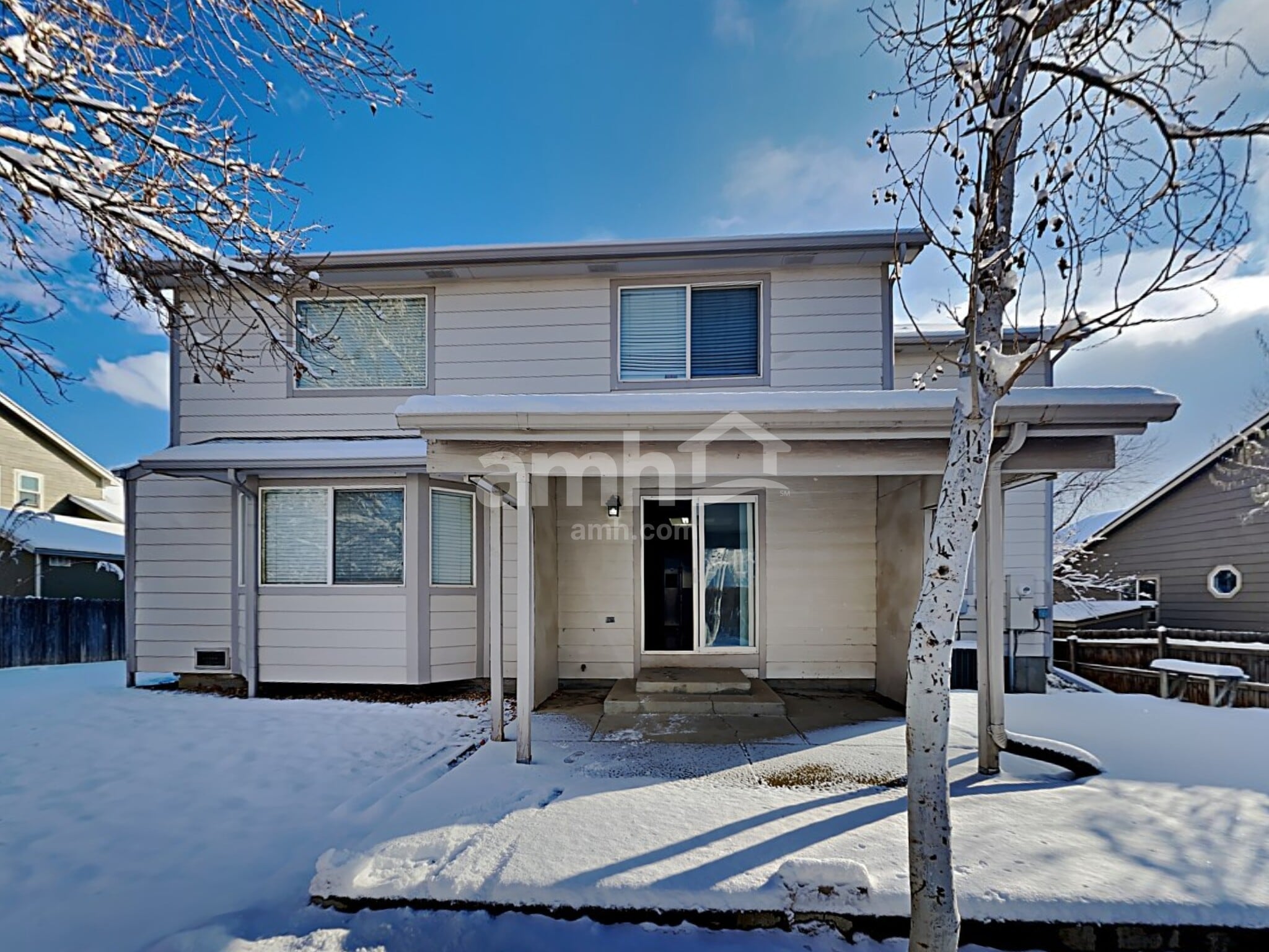 Building Photo - 13985 Elm St