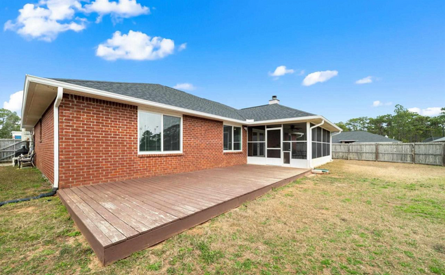 Building Photo - Updated 3 Bed/2 Bath - Close To Perdido Ke...