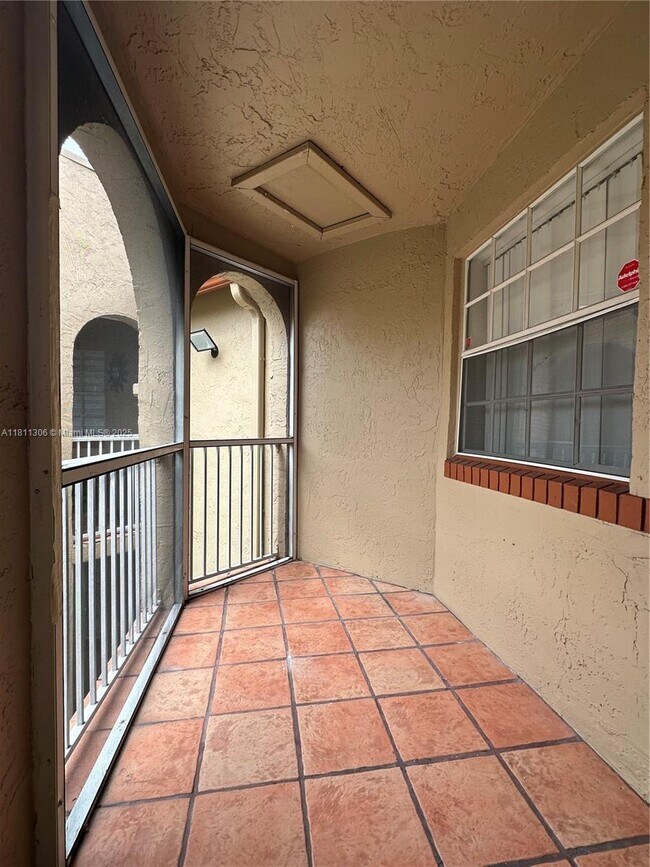 Building Photo - 8621 SW 5th St