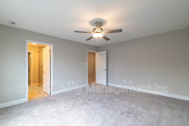 Building Photo - 7703 Honey Oaks Rd