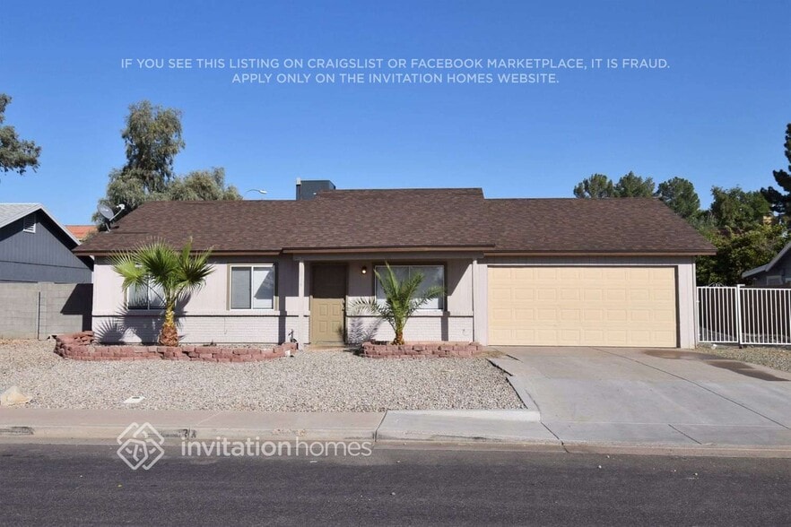 Primary Photo - 3029 N Comanche Dr