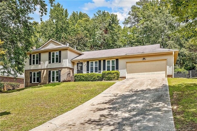 Building Photo - 221 Waxhaw Dr