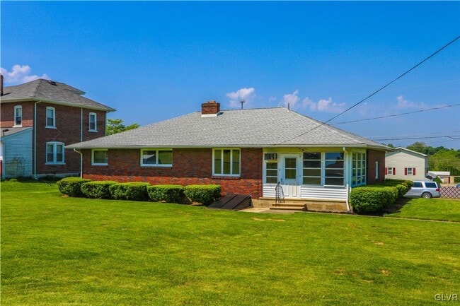 Building Photo - Charming 2-Bedroom Home in the Heart of Ca...