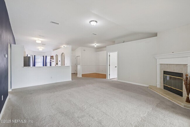 Building Photo - 2688 Glenhaven Dr