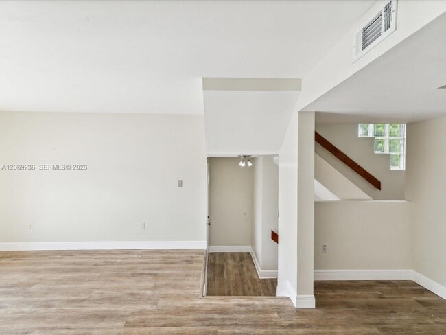 Building Photo - 390 NW 86th Pl