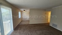 Building Photo - 1228 O Ave Pl NE