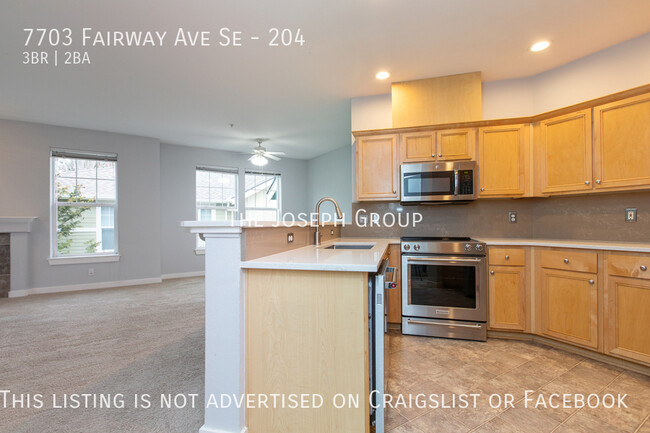 Building Photo - 3-Bedroom Condo in Snoqualmie!