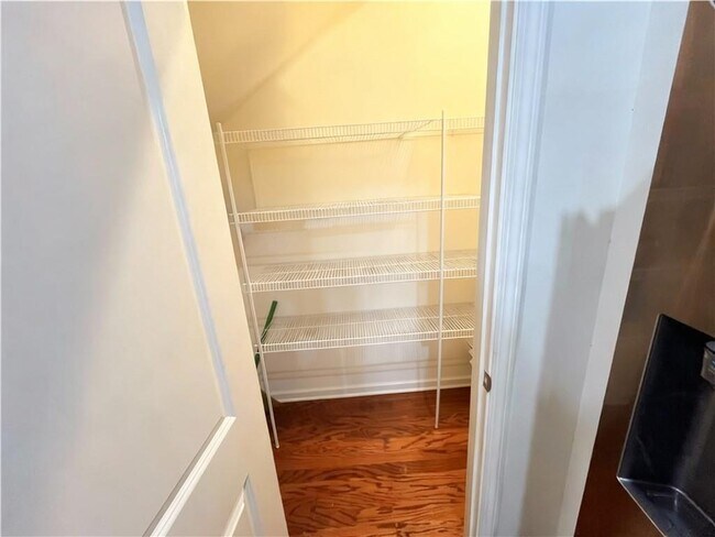 Building Photo - 602 Lofty Ln