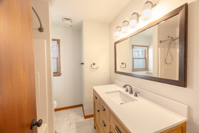 Building Photo - 2428 S Root River Pkwy