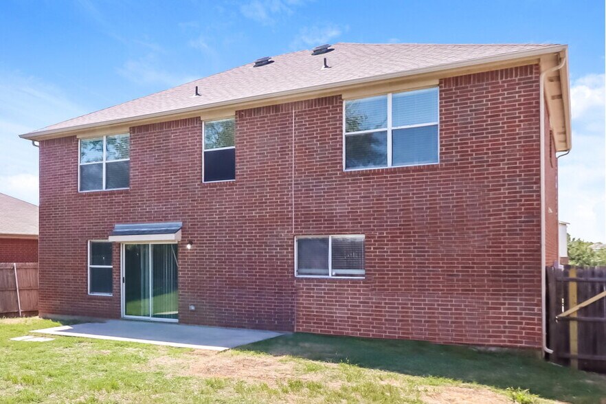 Building Photo - 8536 Hawkview Dr