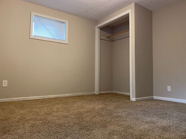 Building Photo - 2011 Tecumseh Rd