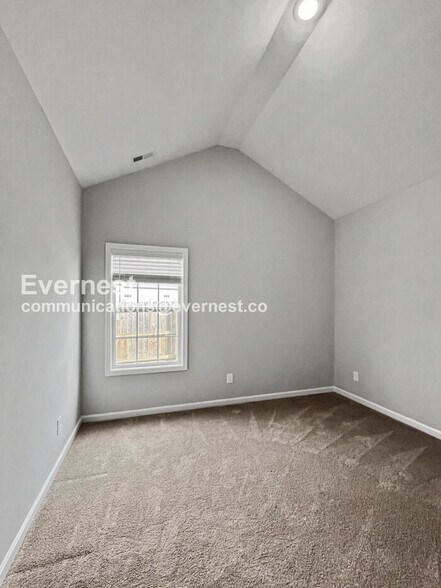 Building Photo - 1203 Trestle Dr