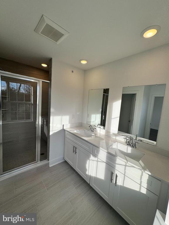 Building Photo - 117 FRED CLARK Dr