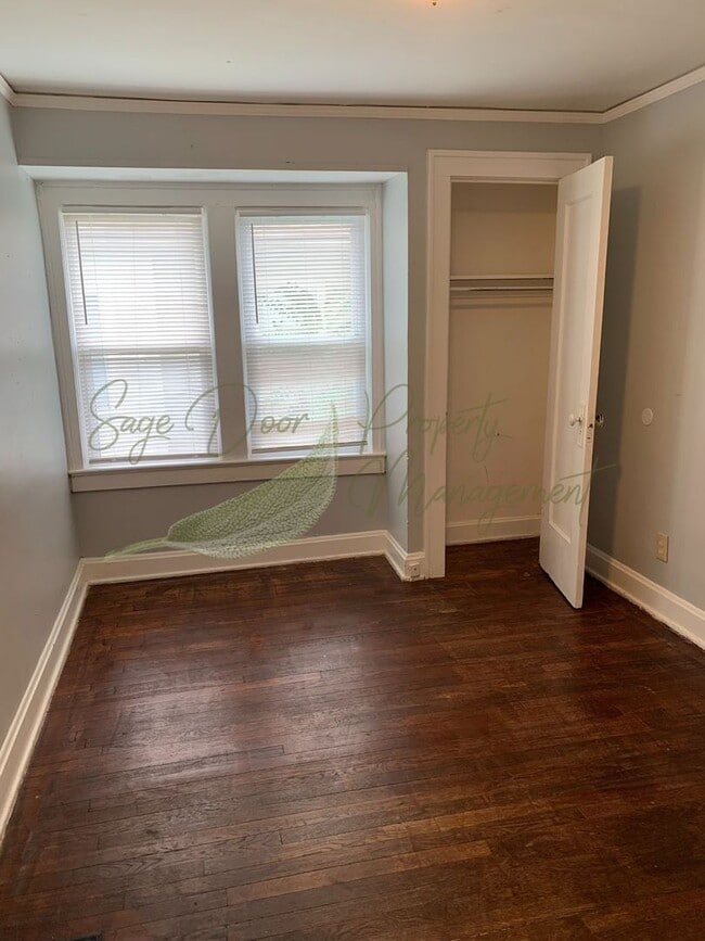 Building Photo - RENT SPECIAL!!!