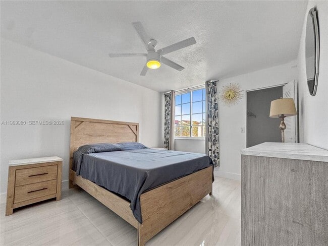 Building Photo - 2123 Renaissance Blvd