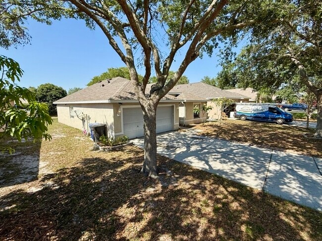 Building Photo - 9620 Cypress Harbor Dr