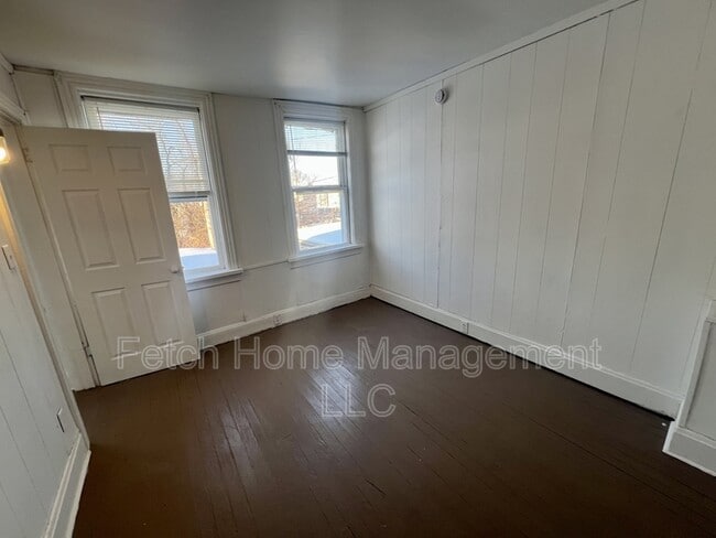 Building Photo - 26 N 16th St