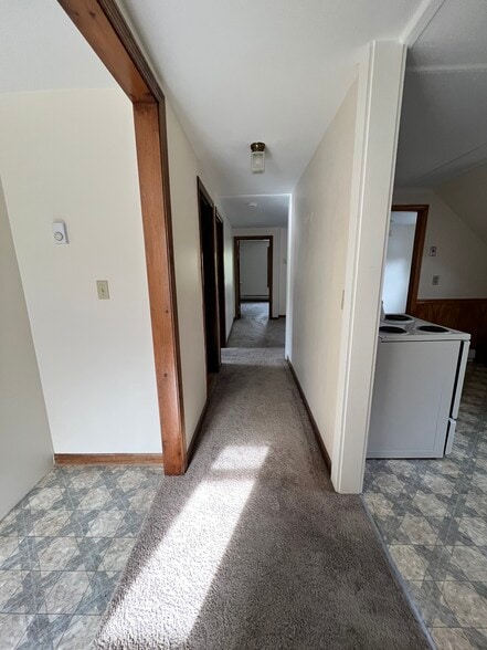 Building Photo - 38 Arnold Rd