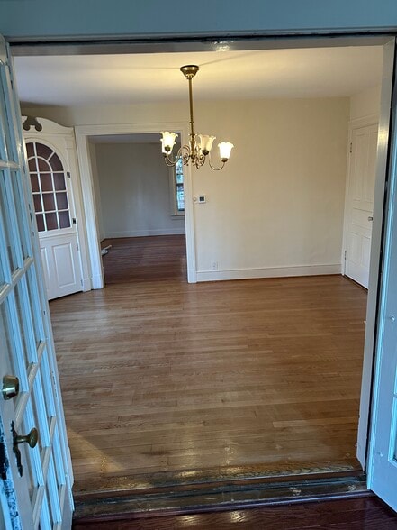 Building Photo - 6124 Old Dominion Dr