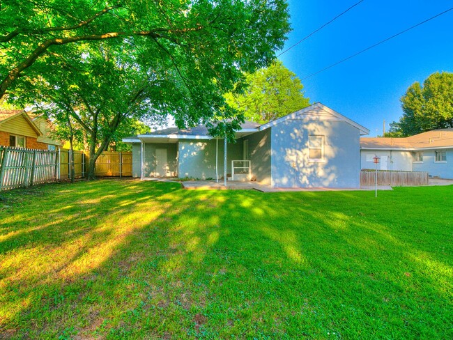 Building Photo - 2 bed, 2 bath in Shawnee OK