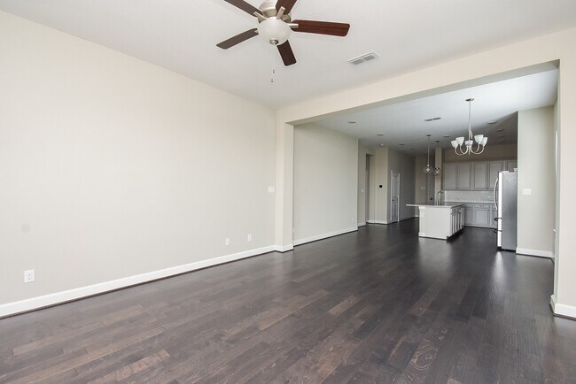 Building Photo - 19535 Shady Hike Ln