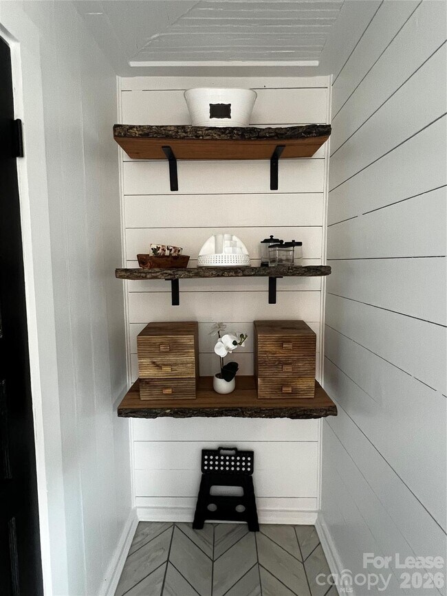 Building Photo - 5440 US-601