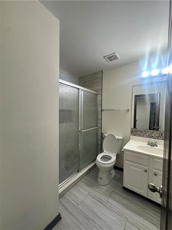 Building Photo - 186 Bellewood Oak Dr