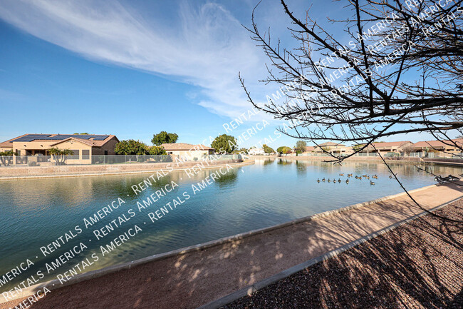 Building Photo - 10844 W Palm Ln