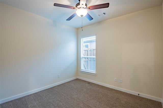 Building Photo - 709 Blackland dr
