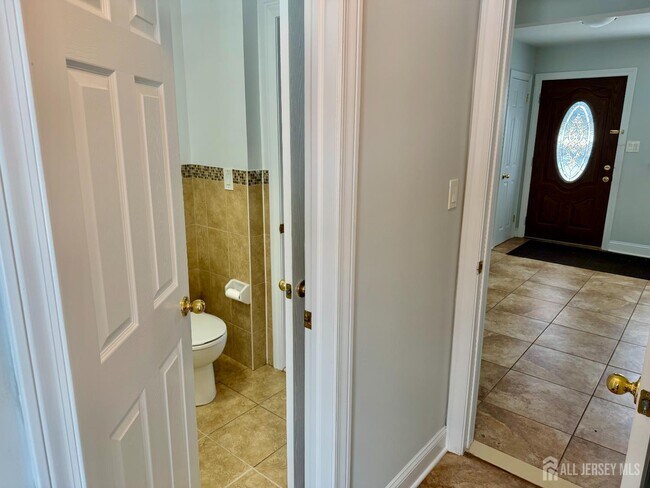 Building Photo - 139 Rues Ln