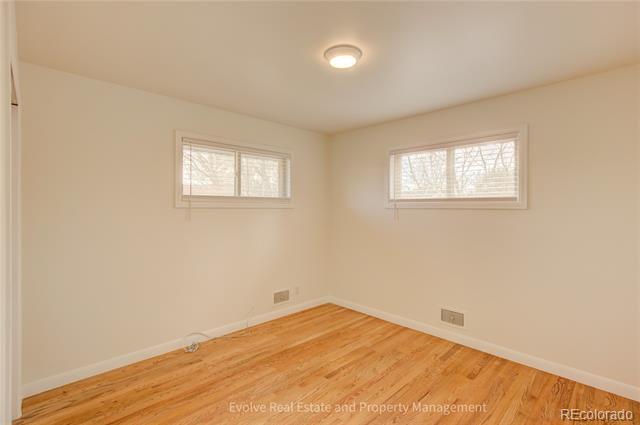 Building Photo - 6900 Larsh Dr