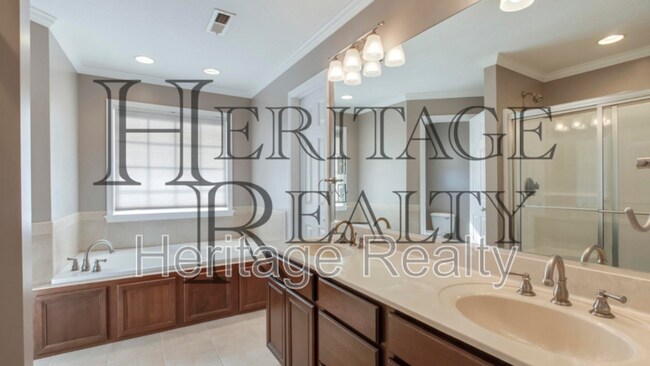 Building Photo - 11509 Woodcliff Dr