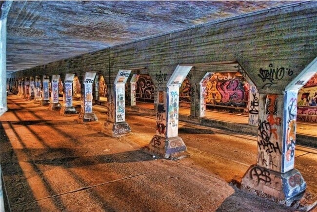 Building Photo - 536 Highland Ave NE