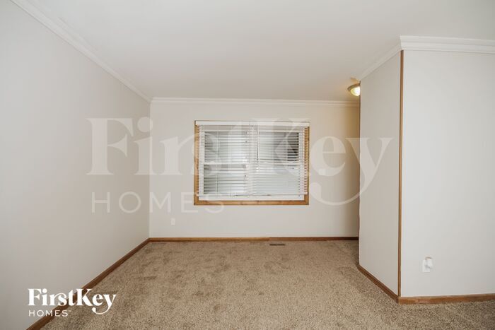 Building Photo - 1370 Robinwood Dr