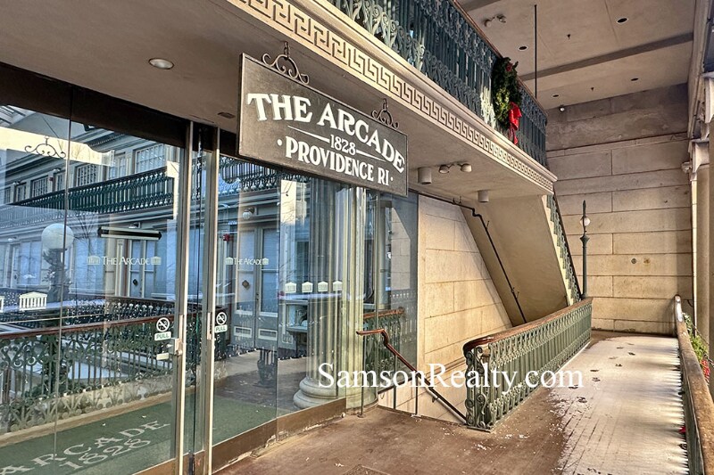 Building Photo - 65 Weybosset St