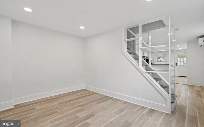 Building Photo - 713 Haverford Rd