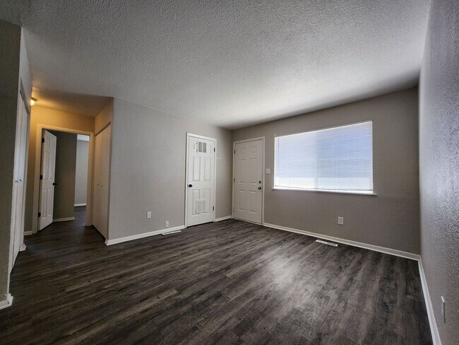 Building Photo - 4307 Ericson Dr