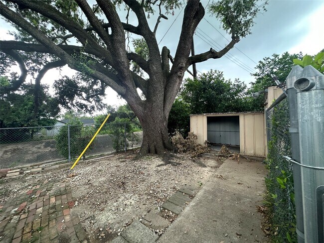 Building Photo - 4101 Philco Dr