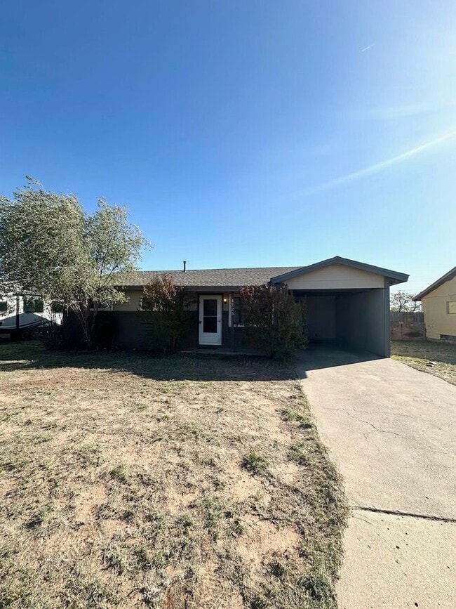 Primary Photo - 3 Bed 1 Bath Ready to Rent!