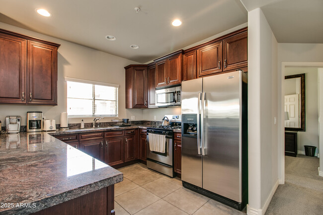 Building Photo - 5350 E Deer Valley Dr