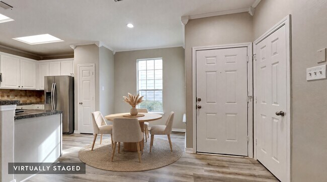 Building Photo - 6406 Encenada Green Trail
