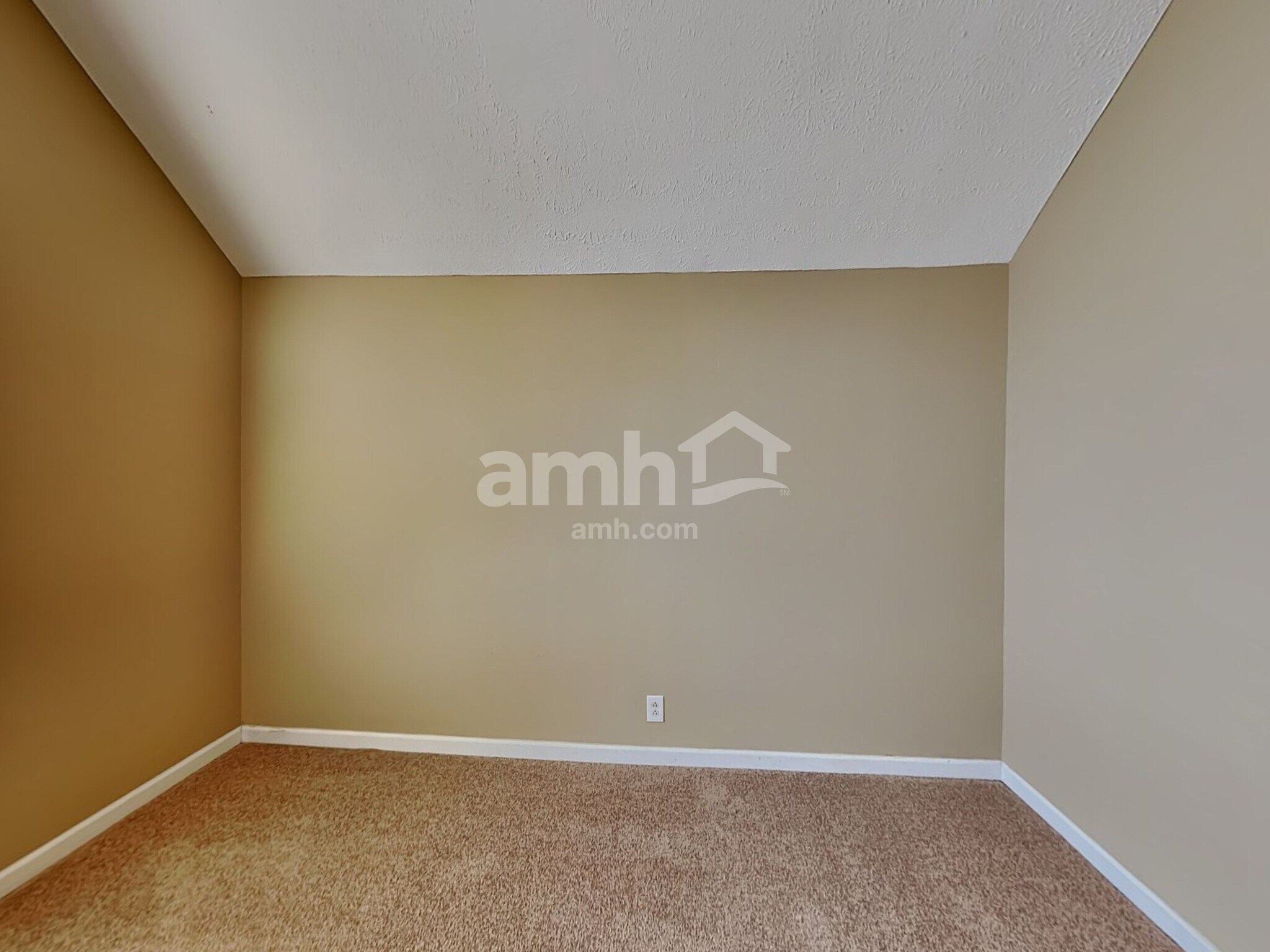 Building Photo - 5224 Ridgefalls Way