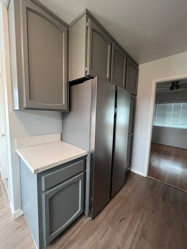 Building Photo - Imperial Beach! Coastal Charm Meets Everyd...