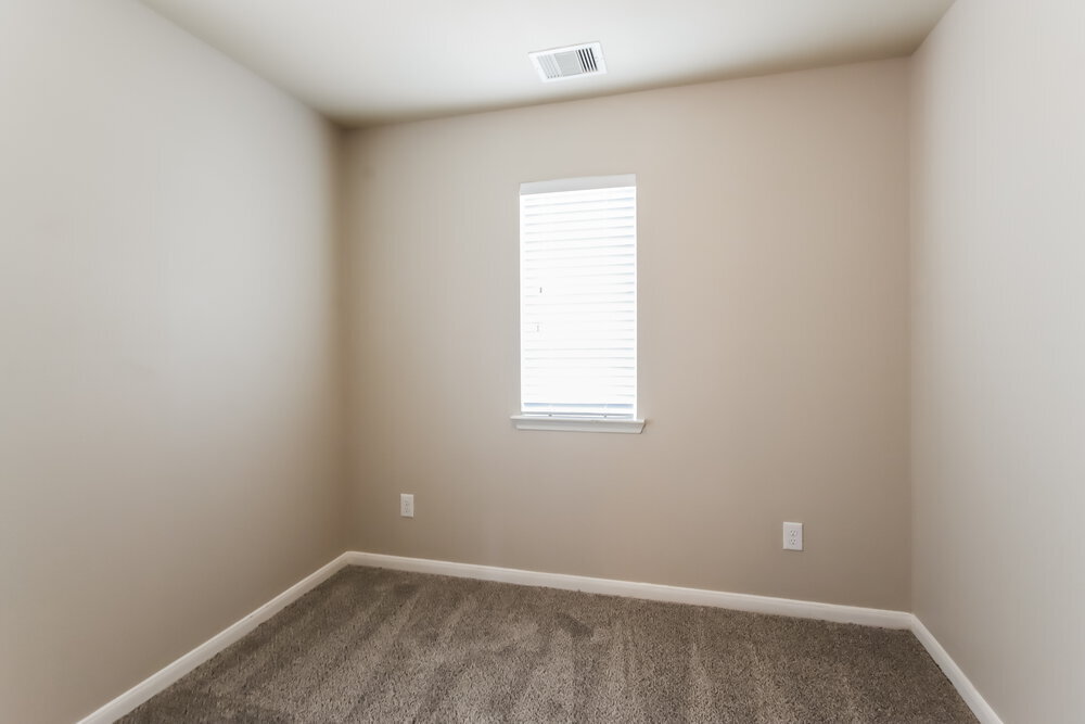 Building Photo - 18706 Walden Glen Cir