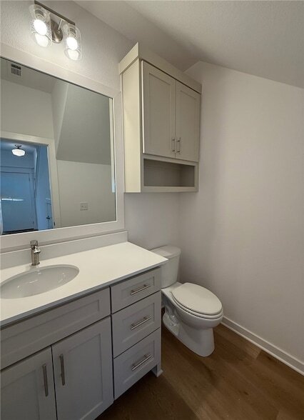 Building Photo - 820 Dockery Ln