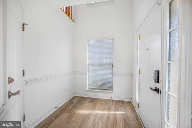 Building Photo - 43782 Brookline Terrace